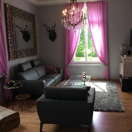 Oda ve Kahvaltı L'hostellerie Du Chateau Mesnil-Saint-Nicaise