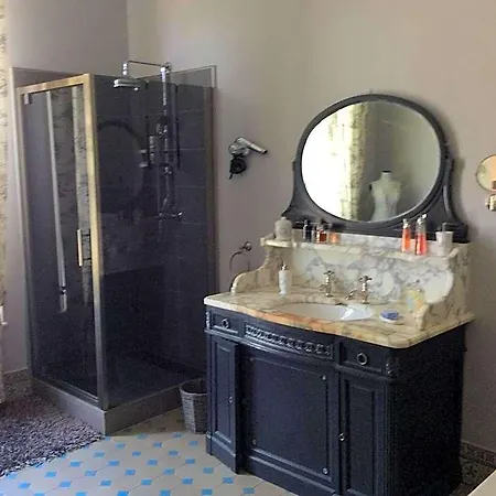 Oda ve Kahvaltı L'hostellerie Du Chateau