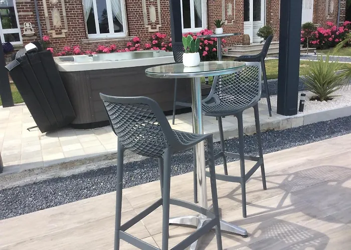 Bed & Breakfast L'hostellerie Du Chateau 4*